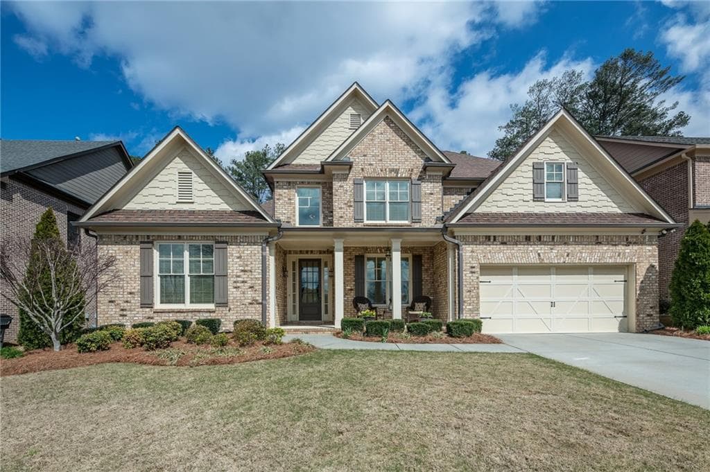 4 bedroom, 3,474 sq ft single family residence sold at 3361 Lake McGinnis Drive, Suwanee, GA 30024