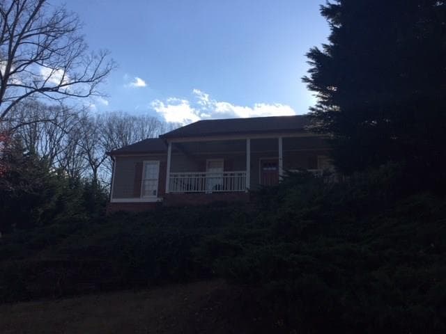4600 Creek Bluff Drive, Sugar Hill, GA 30518 — most recent listing photo