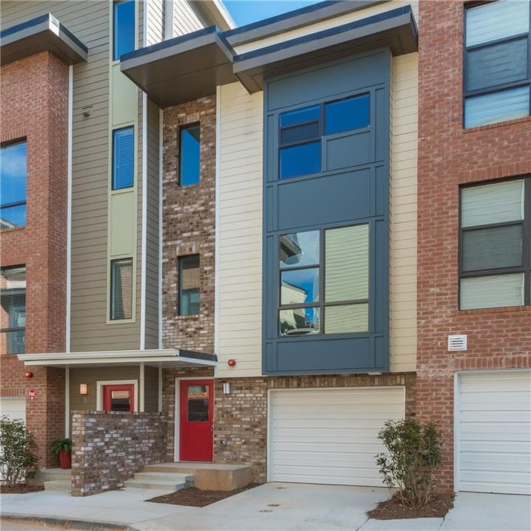 985 Moda Drive, Atlanta, GA 30316 — most recent listing photo