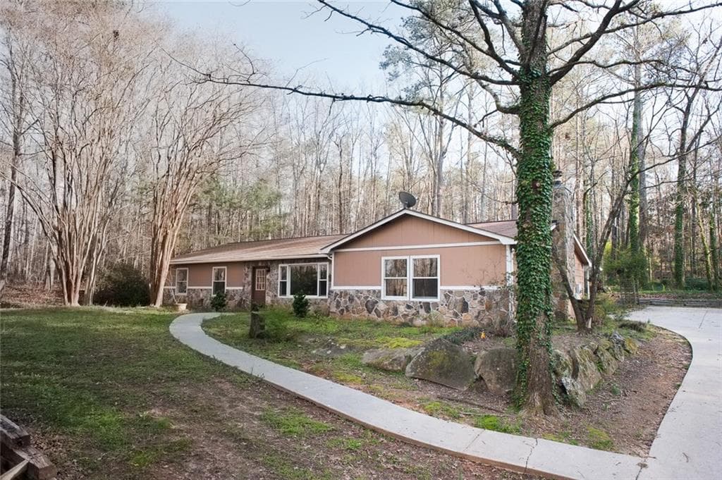 1937 Pueblo Drive, Jonesboro, GA 30236 — most recent listing photo