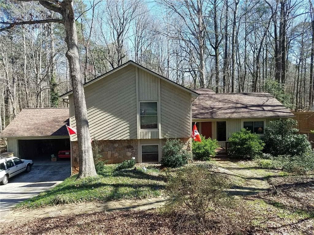 2550 Chimney Springs Drive, Marietta, GA 30062 — most recent listing photo