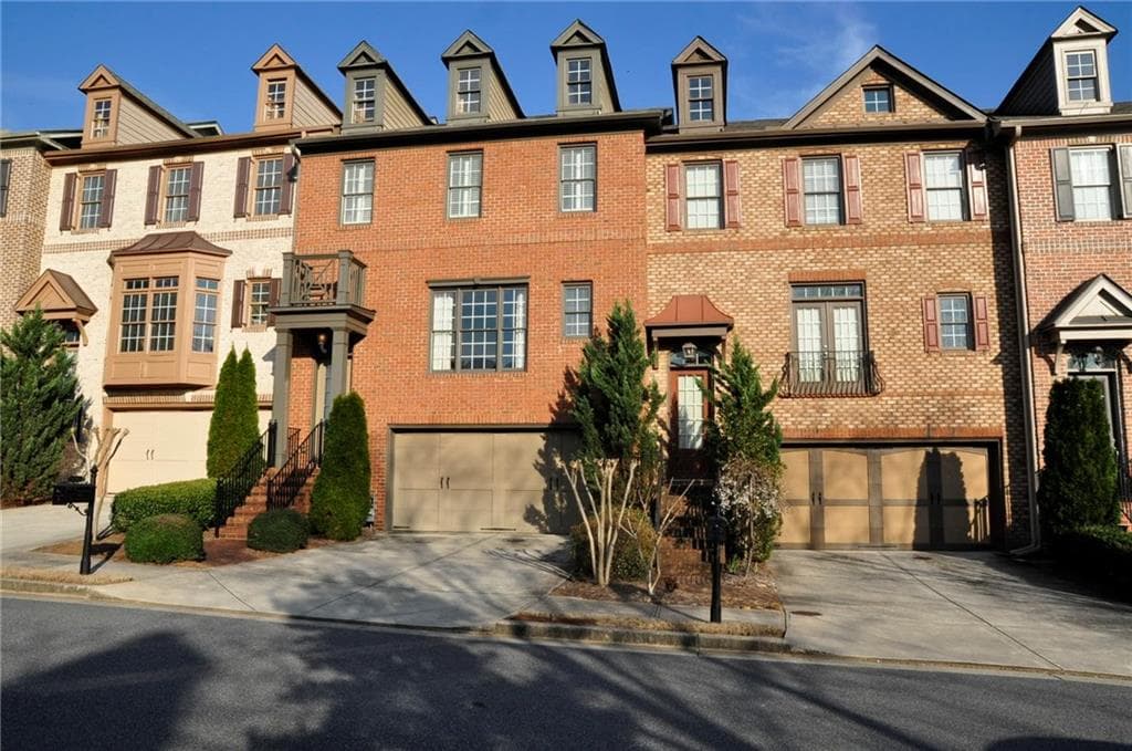 10740 Arlington Point, Alpharetta, GA 30022 — most recent listing photo