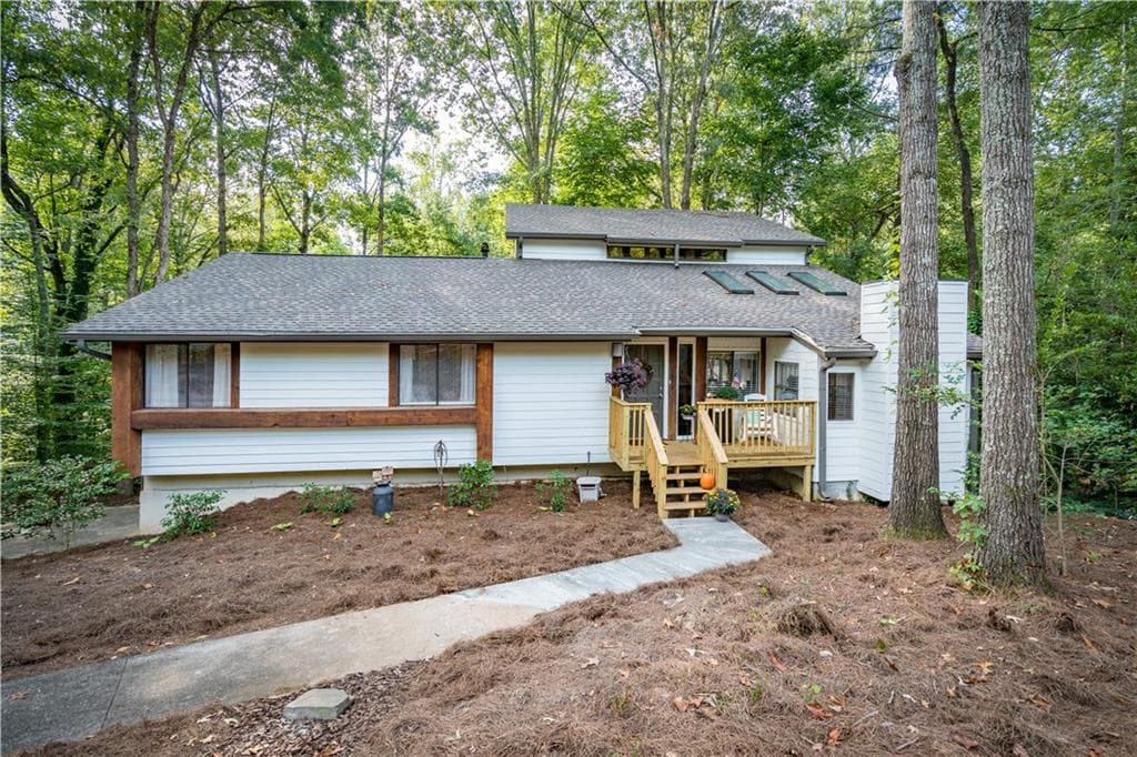 2705 Wendy Lane, Marietta, GA 30062 — most recent listing photo