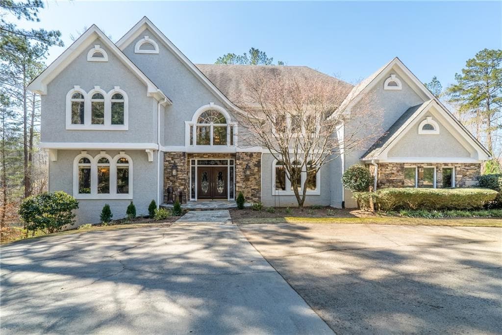 5 bedroom, 6,100 sq ft single family residence sold at 845 Cold Harbor Drive, Roswell, GA 30075
