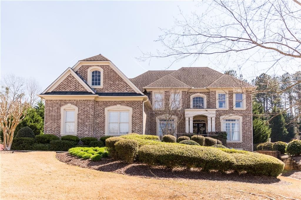 6 bedroom, 3,302 sq ft single family residence sold at 140 Wynfield Way, Atlanta, GA 30331