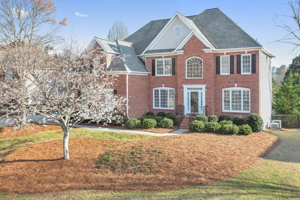 565 Wynfield Estates Court, Roswell, GA 30075 — most recent listing photo