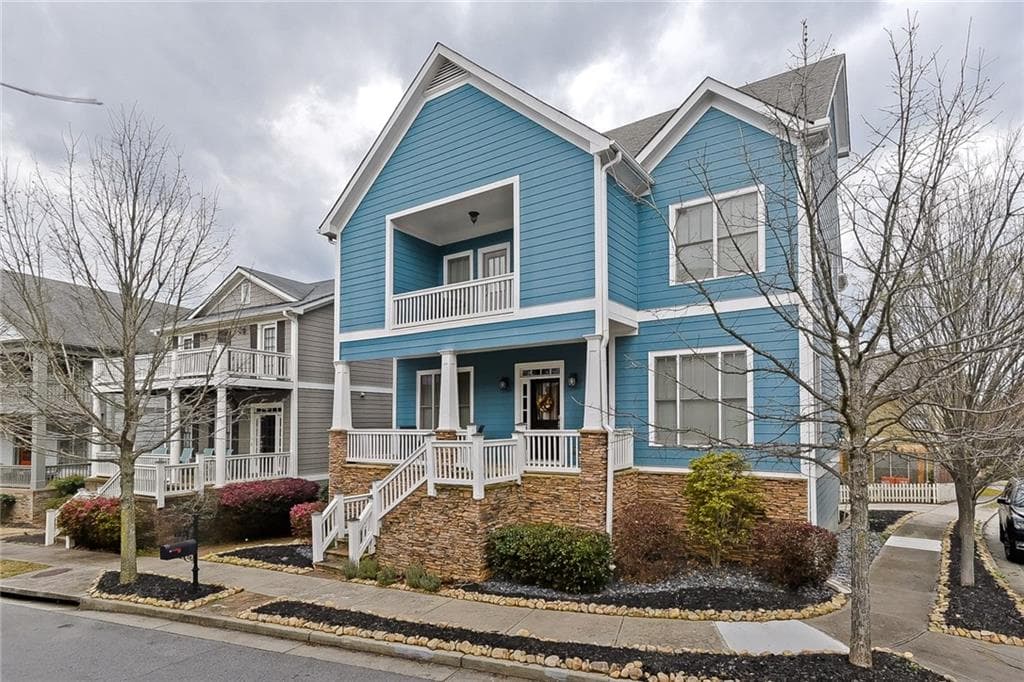 4 bedroom, 3,477 sq ft single family residence sold at 1716 Carr Circle, Atlanta, GA 30318
