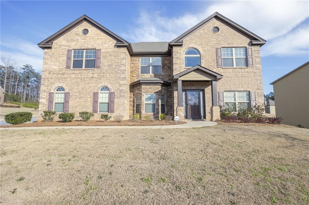 5 bedroom, 4,262 sq ft single family residence sold at 1356 Blairwood Court, Atlanta, GA 30331
