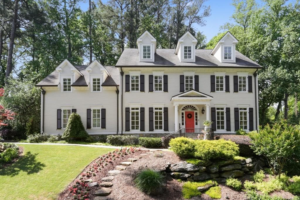 5 bedroom, 5,782 sq ft single family residence sold at 3116 Towerview Drive, Atlanta, GA 30324
