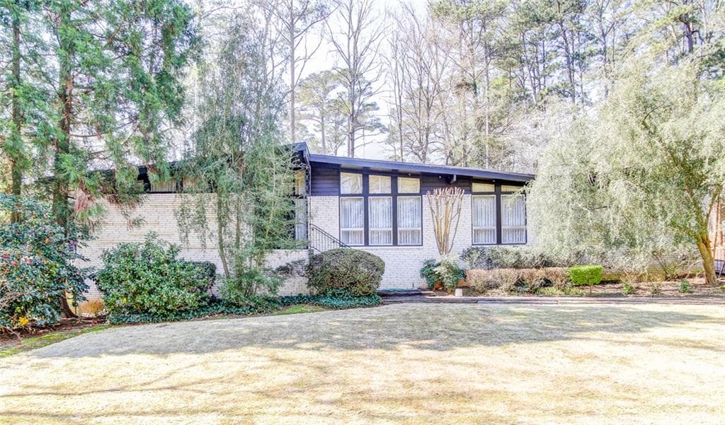 4 bedroom, 3,055 sq ft single family residence sold at 2277 Street Deville, Atlanta, GA 30345