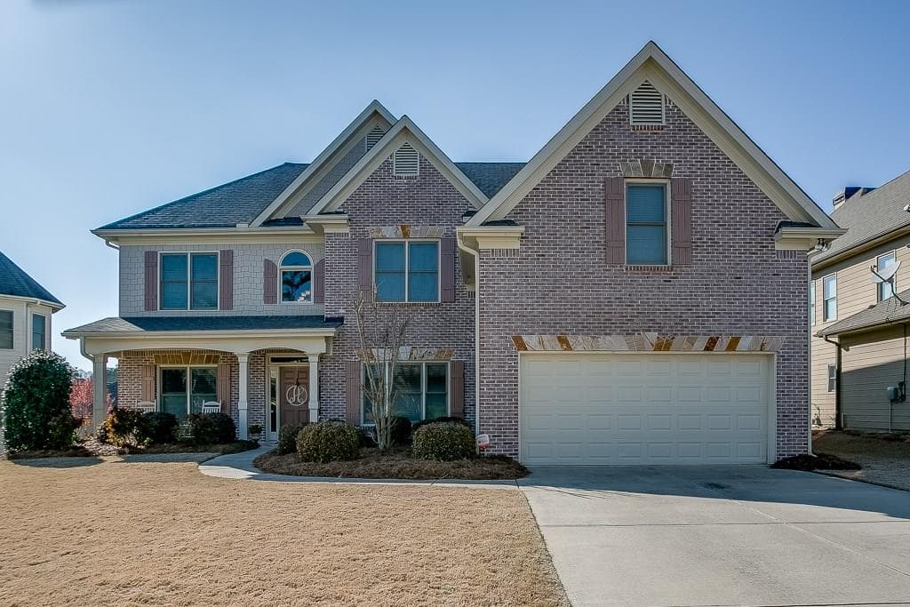 5 bedroom, 3,251 sq ft single family residence sold at 2560 Mossy Rock Place, Buford, GA 30519
