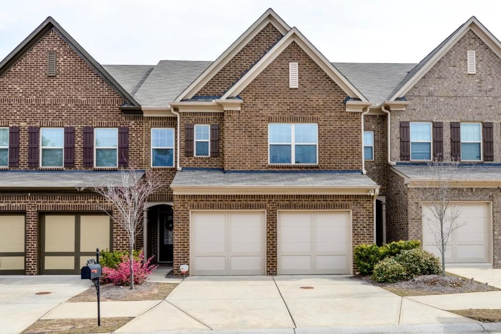 2115 Greencrest Circle, Alpharetta, GA 30004 — most recent listing photo