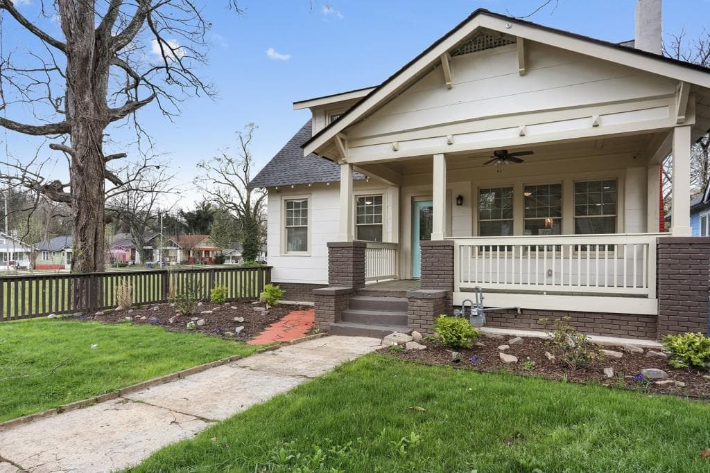 4 bedroom, 2,416 sq ft single family residence sold at 449 Atwood Street, Atlanta, GA 30310