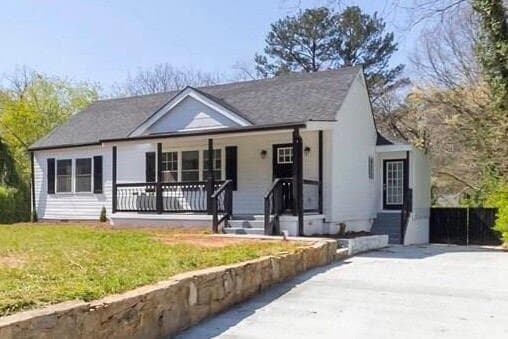3 bedroom, 1,800 sq ft single family residence sold at 523 Allendale Drive, Decatur, GA 30032