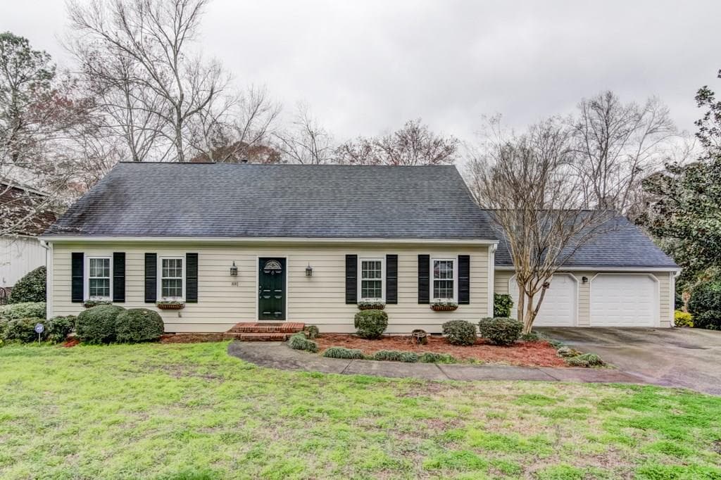 881 Indian Hills Parkway, Marietta, GA 30068 — most recent listing photo
