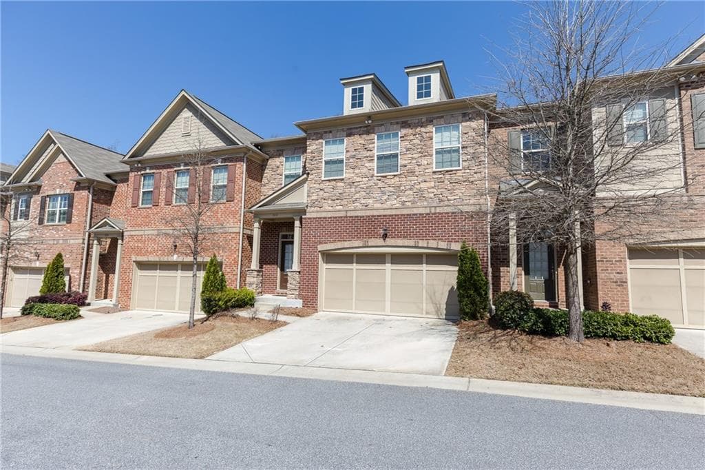 3 bedroom, 2,572 sq ft townhouse sold at 840 Northam Lane, Atlanta, GA 30342