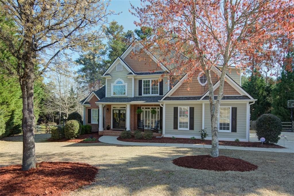 6 bedroom, 4,209 sq ft single family residence sold at 3945 Oakhaven Court, Alpharetta, GA 30004