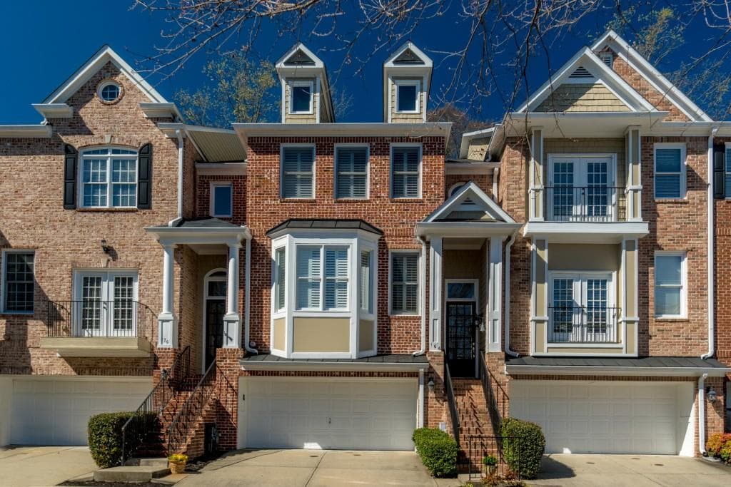 166 McLaren Gates Drive 166, Marietta, GA 30060 — most recent listing photo