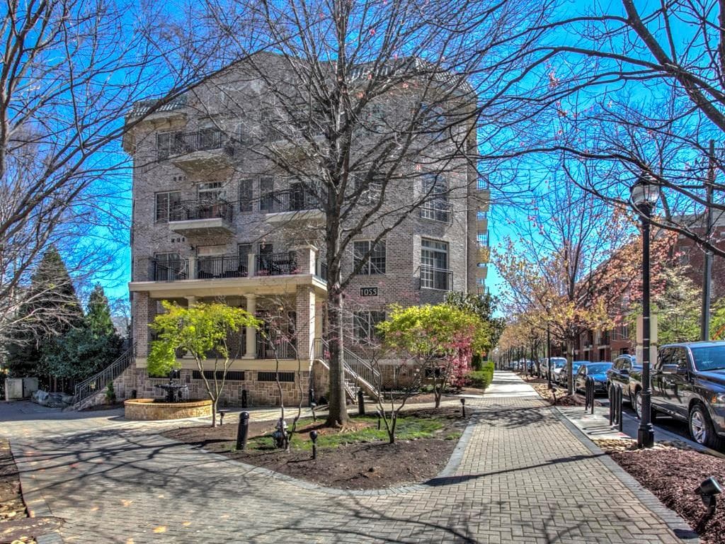 1 bedroom, 831 sq ft condominium sold at 1055 Piedmont Avenue 410, Atlanta, GA 30309