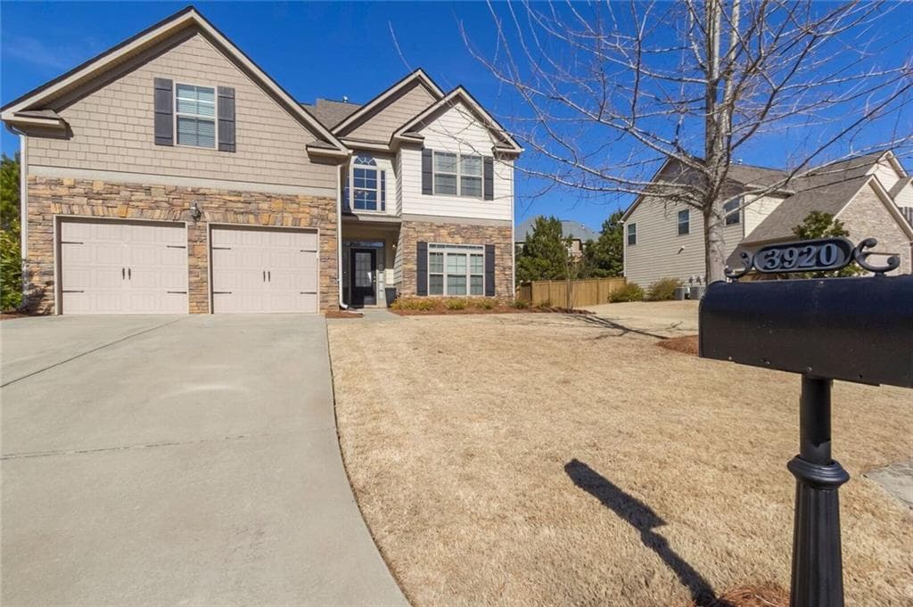 5 bedroom, 3,050 sq ft single family residence sold at 3920 Hunters Walk Way, Cumming, GA 30028