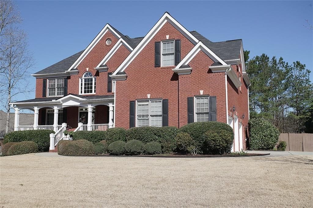 6 bedroom, 5,561 sq ft single family residence sold at 3933 Bridgewater Lane, Acworth, GA 30101