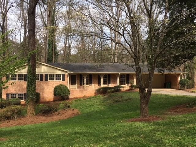 3 bedroom, 1,952 sq ft single family residence sold at 2814 Overlook Drive, Atlanta, GA 30345