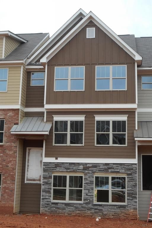 4170 Chatham Ridge Drive, Buford, GA 30518 — most recent listing photo