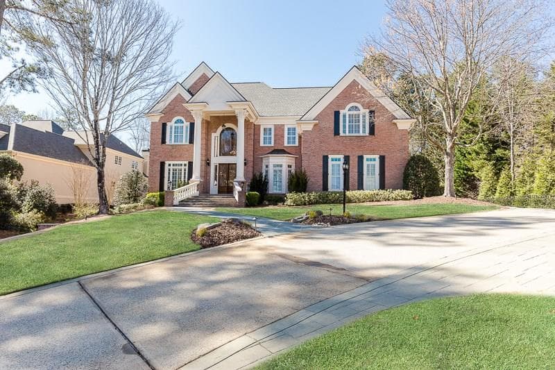 6010 Carlisle Lane, Alpharetta, GA 30022 — most recent listing photo