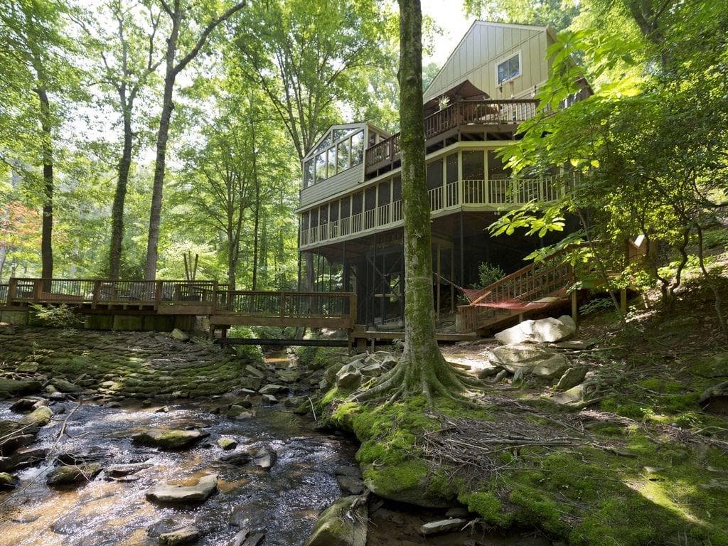 155 N Mill Road, Sandy Springs, GA 30328 — most recent listing photo