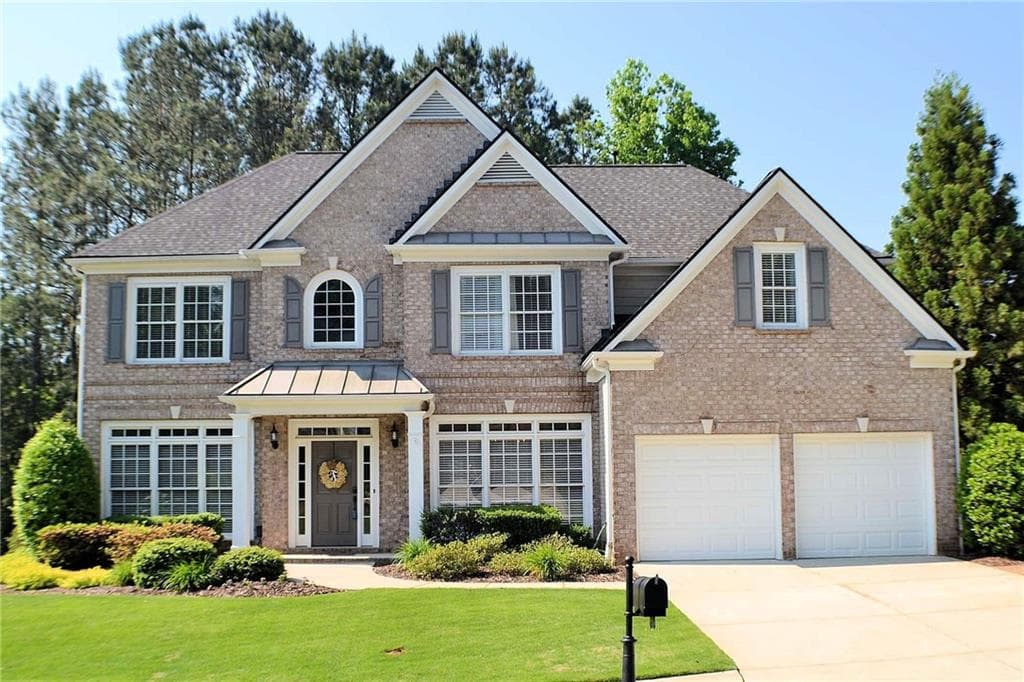 5 bedroom, 3,298 sq ft single family residence sold at 7029 Bennington Lane, Cumming, GA 30041
