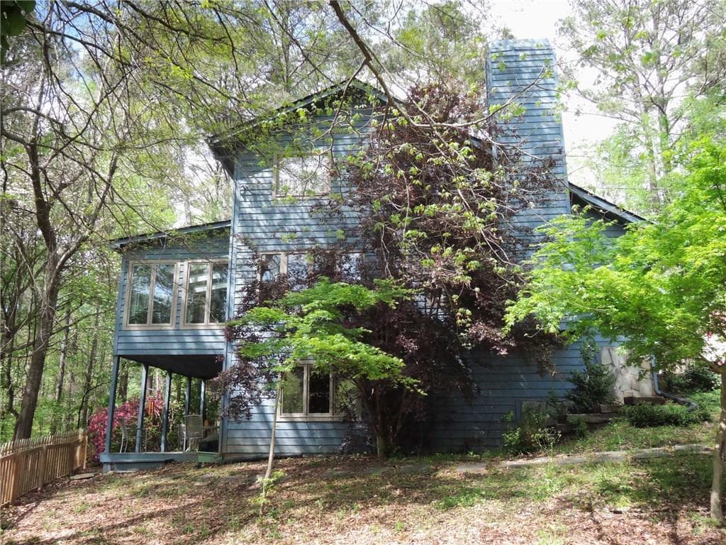 3 bedroom, 3,036 sq ft single family residence sold at 132 Junaluska Drive, Woodstock, GA 30188