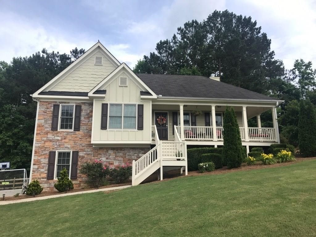 3 bedroom, 1,474 sq ft single family residence sold at 156 Muskogee Drive, Dallas, GA 30132