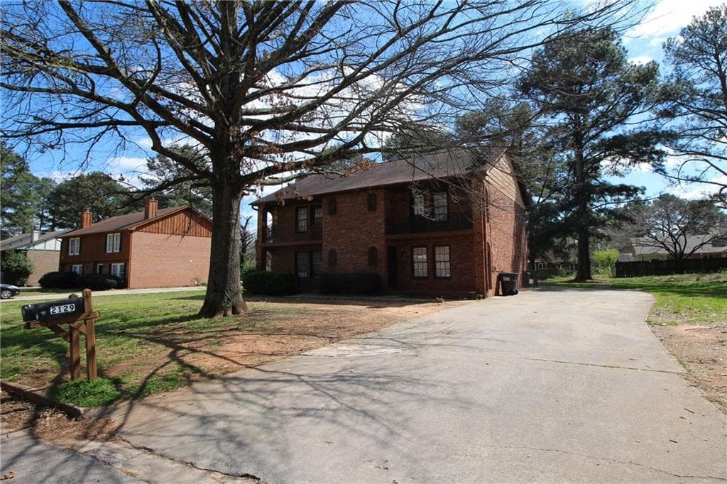 duplex sold at 2129 Golfview Drive, Conyers, GA 30013