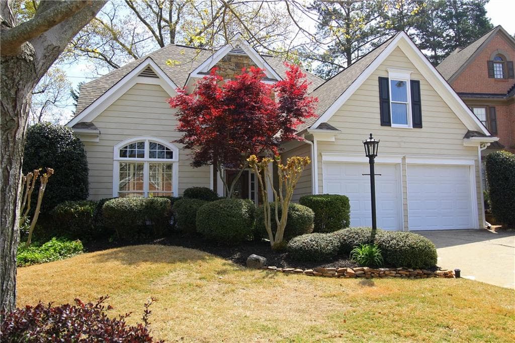 4 bedroom, 2,793 sq ft single family residence sold at 1939 Parkview Trace, Kennesaw, GA 30152
