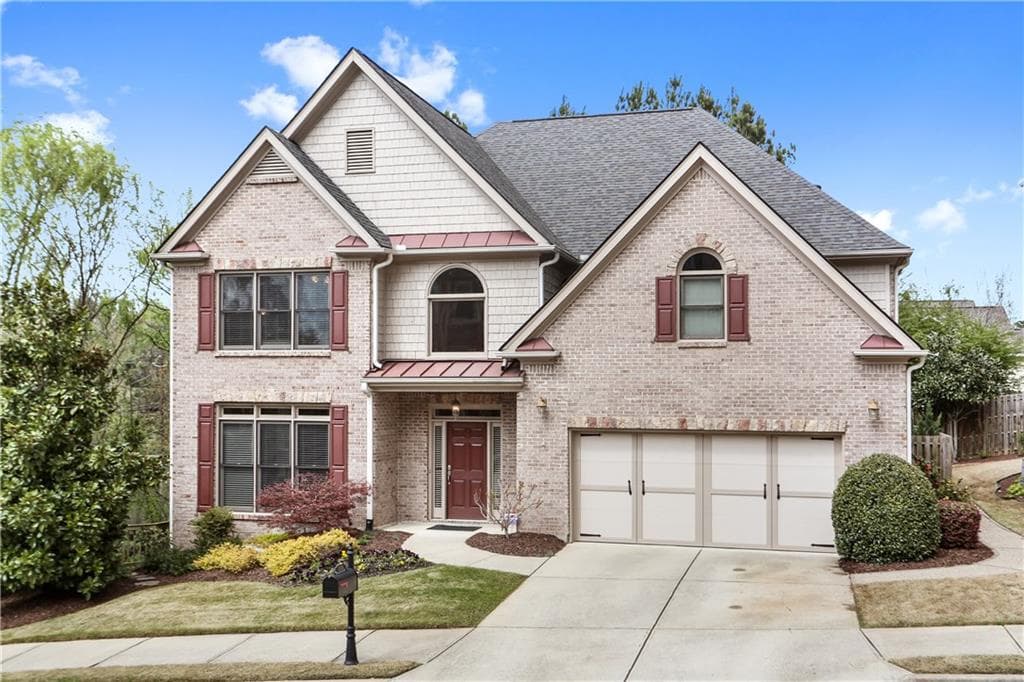 4 bedroom, 3,780 sq ft single family residence sold at 2151 Oakdale Estates Court, Smyrna, GA 30080