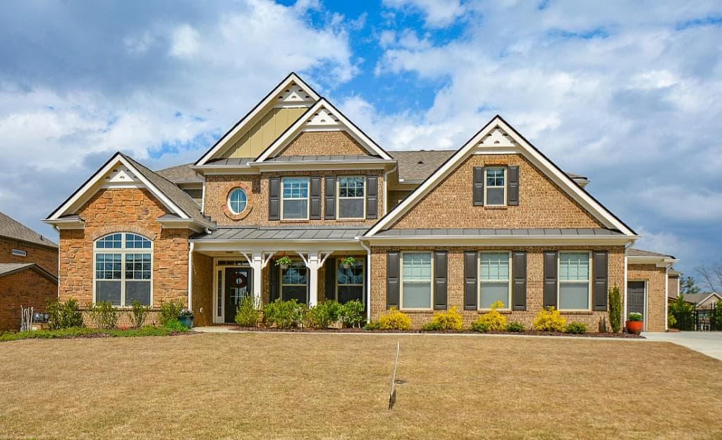 5 bedroom, 4,130 sq ft single family residence sold at 9025 Sunbury Place, Cumming, GA 30041