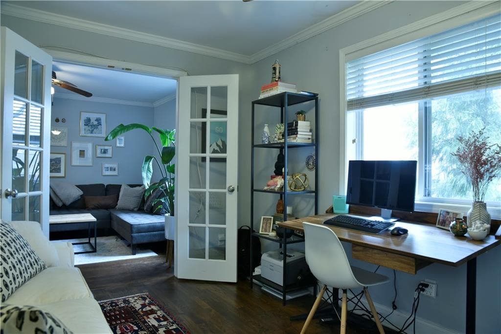 2 bedroom, 676 sq ft condominium sold at 1067 Alta Avenue 6, Atlanta, GA 30307