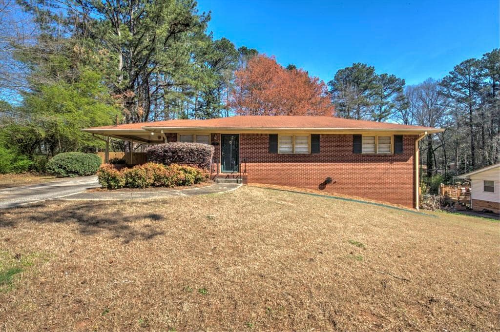 129 Hurt Drive, Smyrna, GA 30082 — most recent listing photo