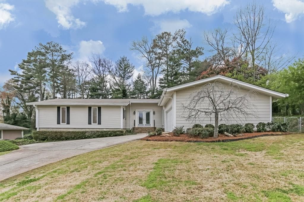 5188 Stratham Drive, Dunwoody, GA 30338 — most recent listing photo