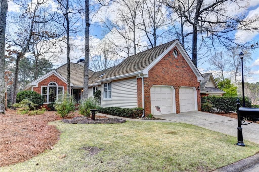 3 bedroom, 2,009 sq ft single family residence sold at 2480 Camden Glen Court, Roswell, GA 30076