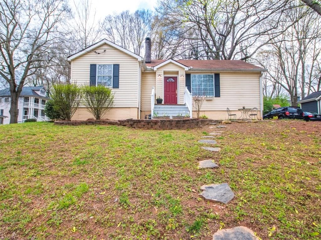 2 bedroom, 1,268 sq ft single family residence sold at 966 Tilden Street, Atlanta, GA 30318
