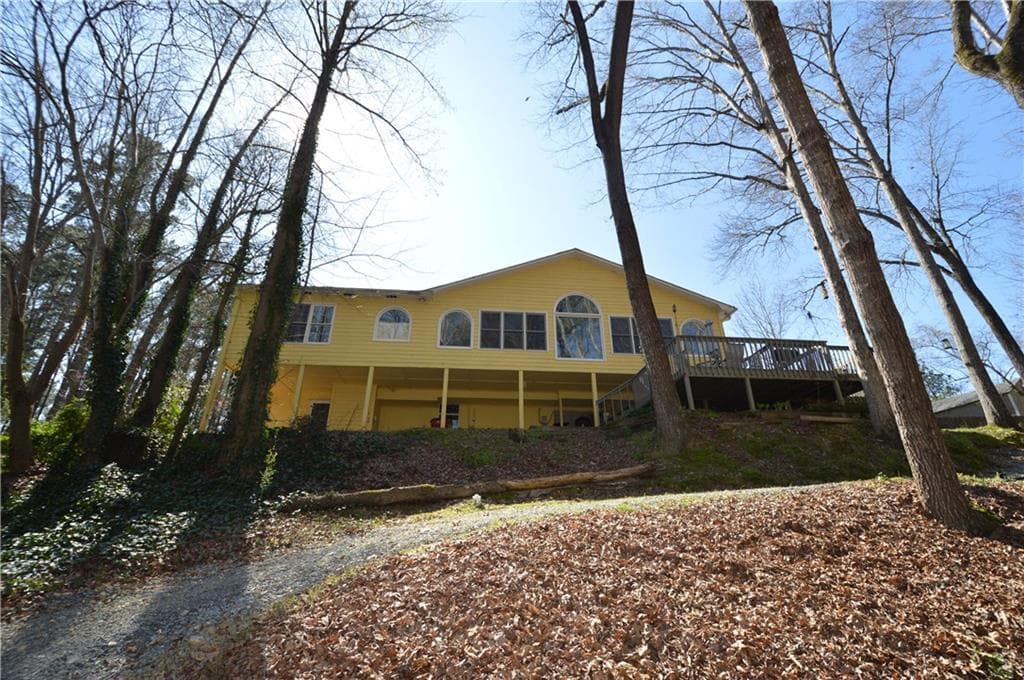3 bedroom, 3,085 sq ft single family residence sold at 116 Myrtle Road, Woodstock, GA 30189