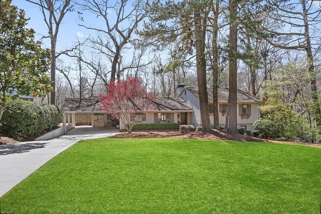 425 Forest Valley Road, Sandy Springs, GA 30342 — most recent listing photo