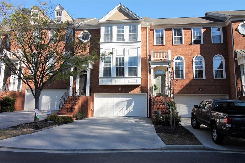 4 bedroom, 2,234 sq ft townhouse sold at 2605 Bridlewood Lane 19, Atlanta, GA 30339