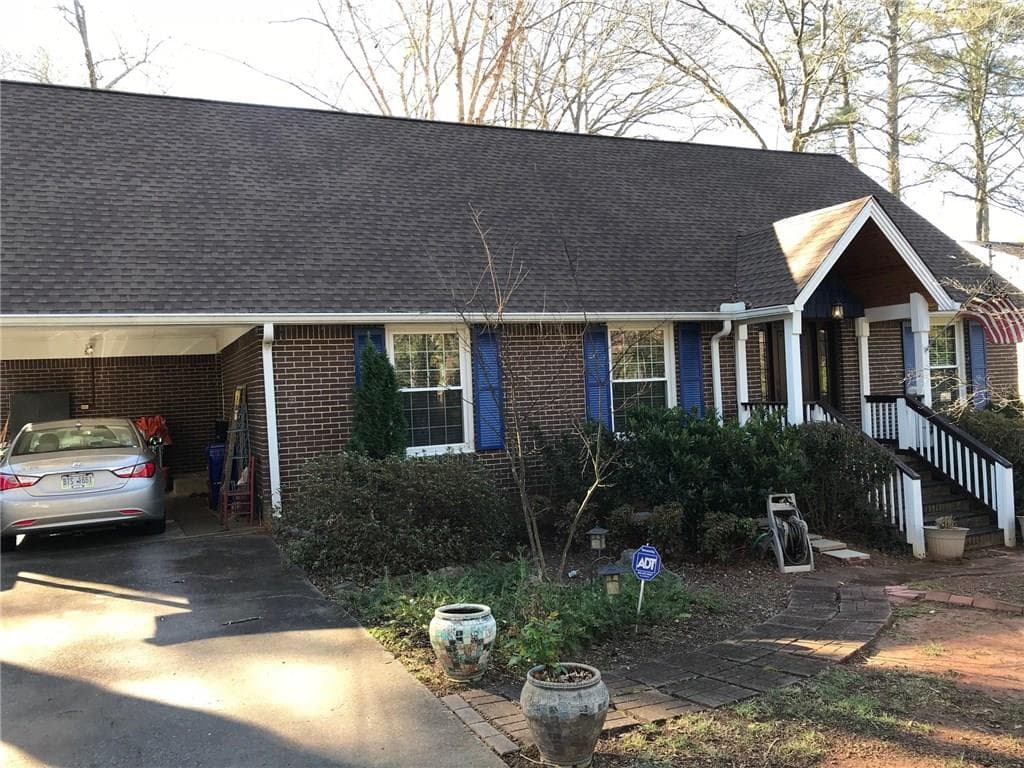4 bedroom, 2,209 sq ft single family residence sold at 2259 Eastway Road, Decatur, GA 30033