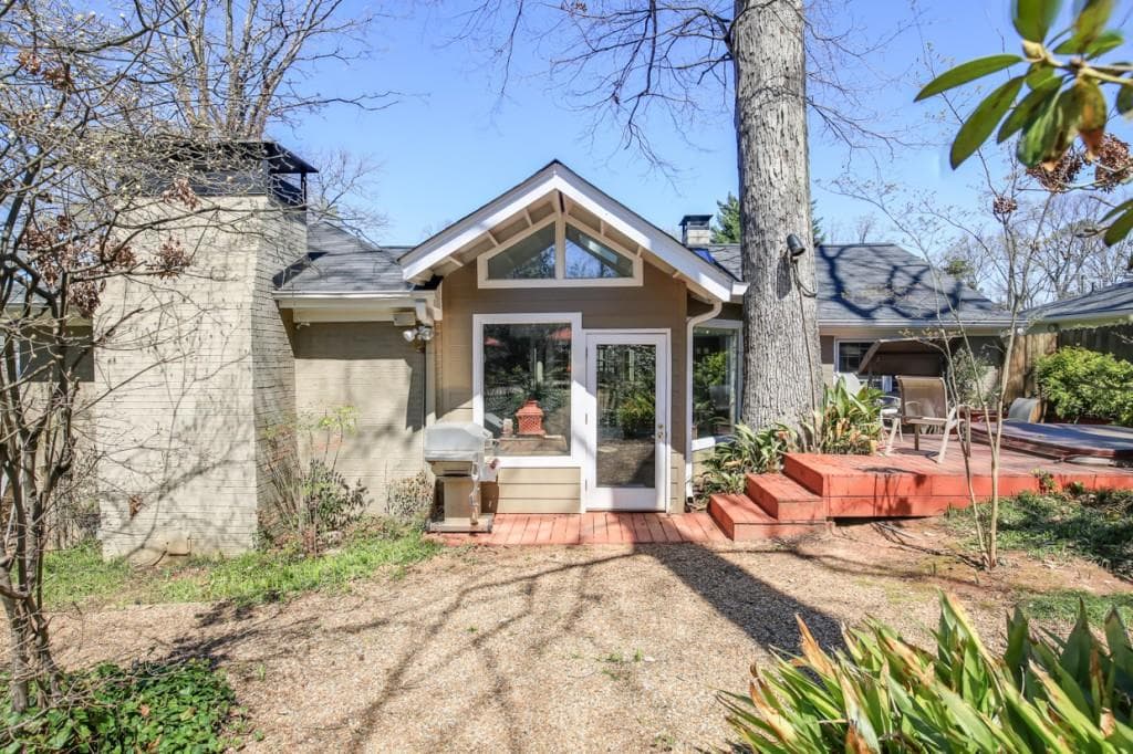 2 bedroom single family residence sold at 171 Beverly Road, Atlanta, GA 30309