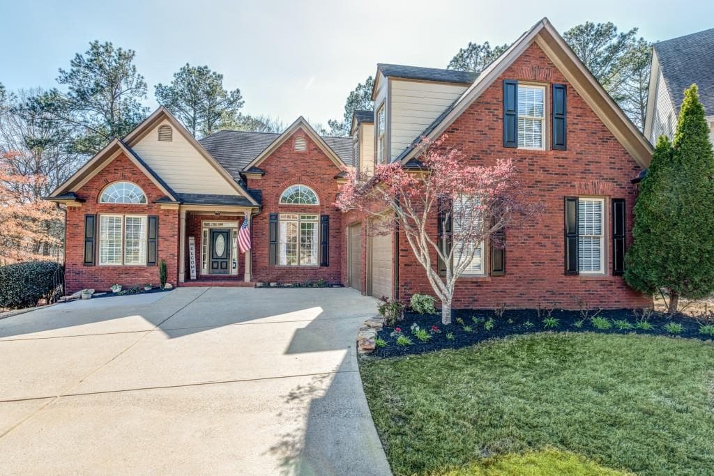 4 bedroom, 4,610 sq ft single family residence sold at 199 Misty View Lane, Acworth, GA 30101