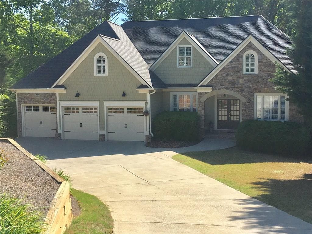 5020 Rockingham Drive, Roswell, GA 30075 — most recent listing photo
