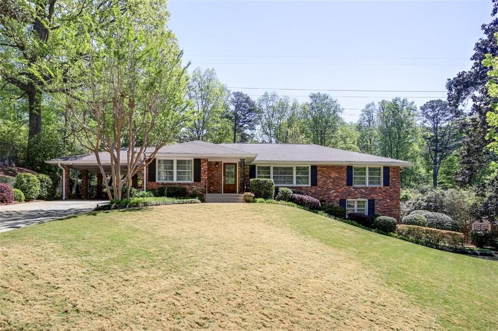 4 bedroom, 4,020 sq ft single family residence sold at 1545 Council Bluff Drive, Atlanta, GA 30345