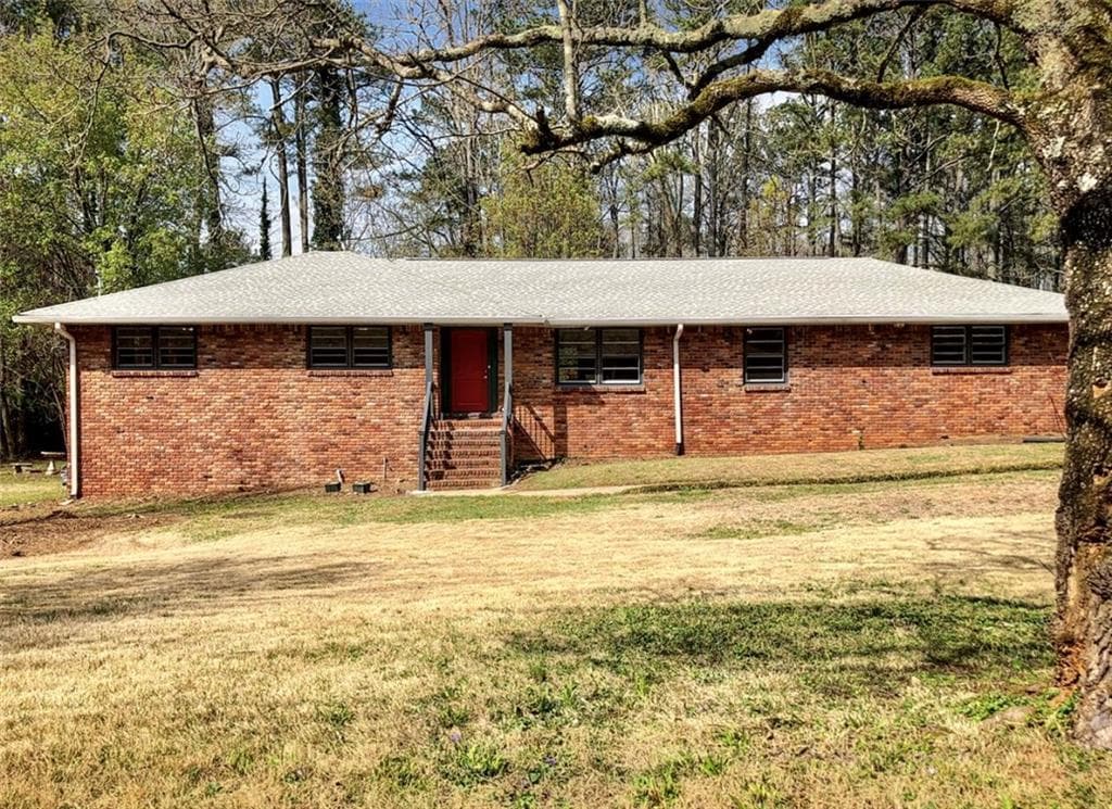 4 bedroom, 1,700 sq ft single family residence sold at 2719 Canova Street, Atlanta, GA 30311